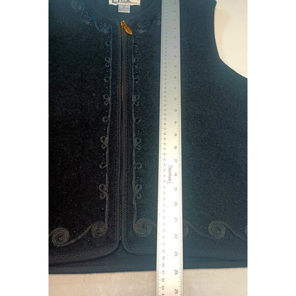 Vtg Lisa International Classic Boiled Wool Zip Vest Black on black trim Medium - Picture 7 of 9